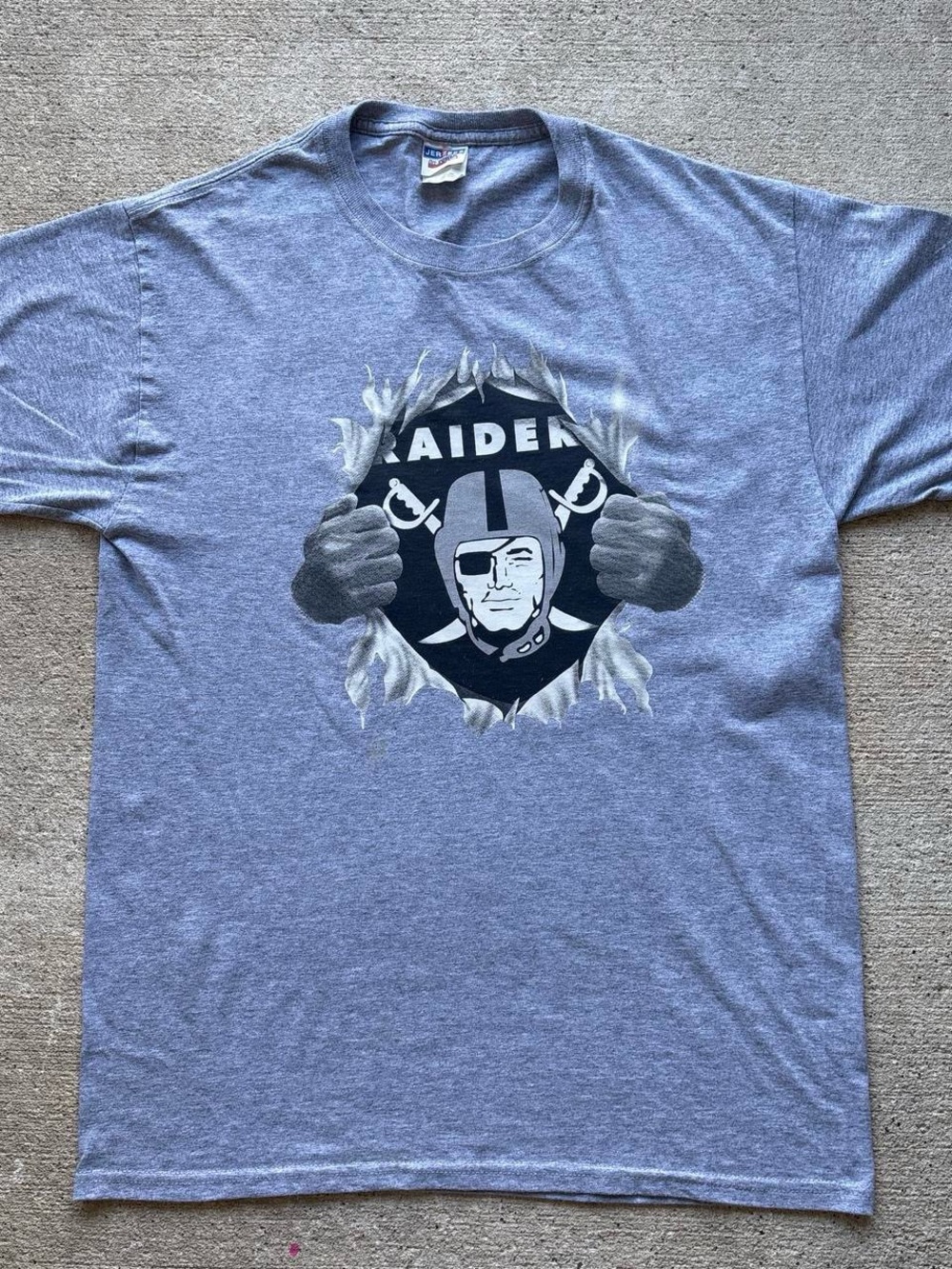 Las Vegas Raiders Shirt Mens Medium M Gray Black Football Shirt